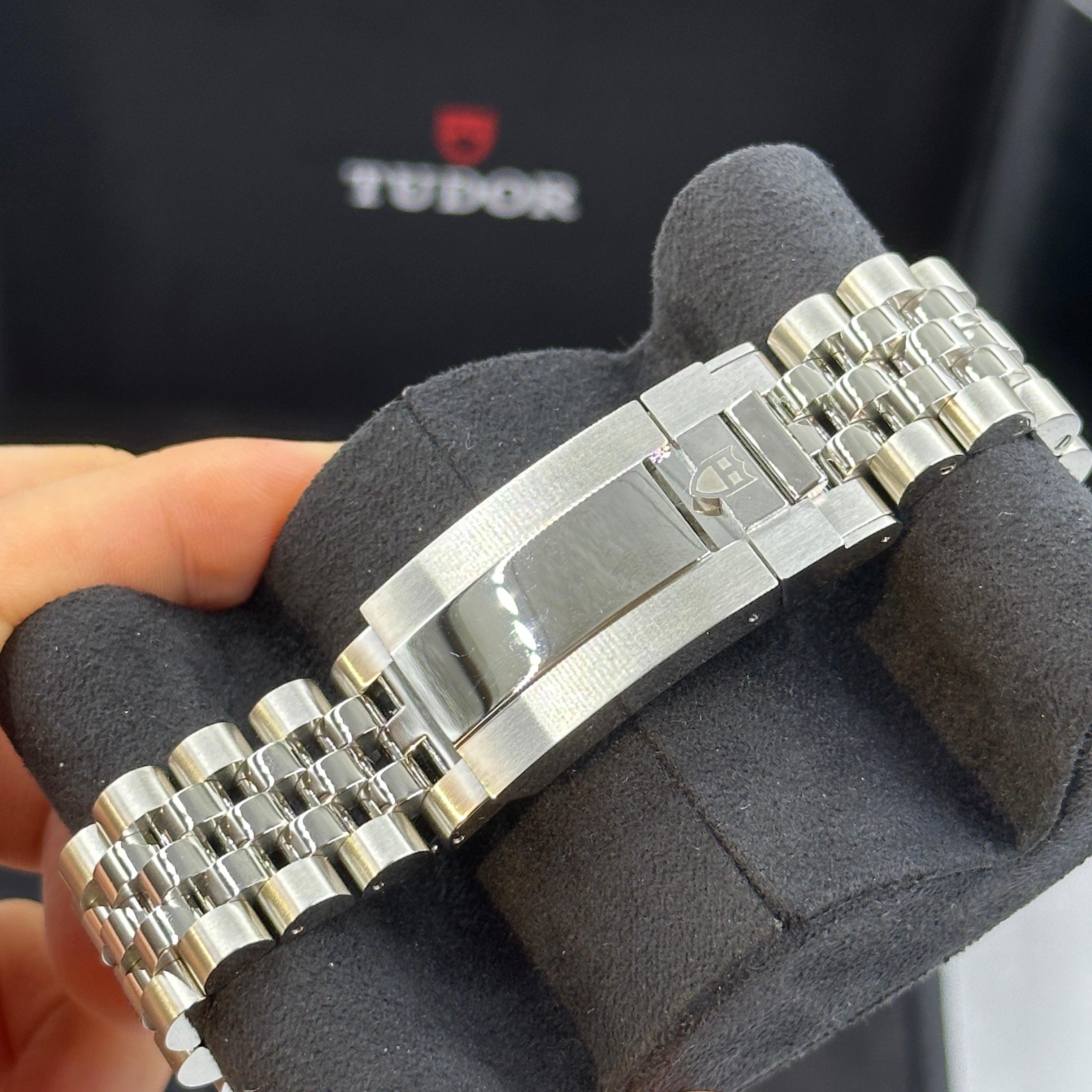 Tudor Black Bay 39 39 mm 79660-0005 Blaue Diamanten 2023