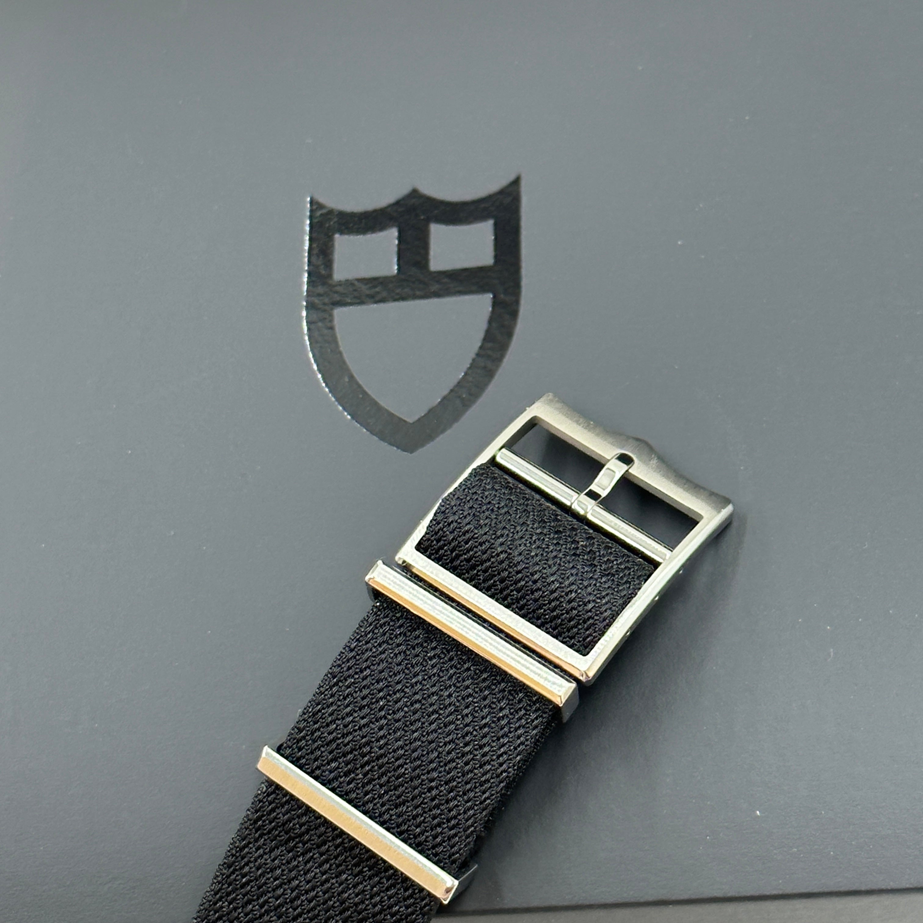 Tudor Black Bay Chrono 41 mm 79360N-0007 Schwarz gewebt 2023