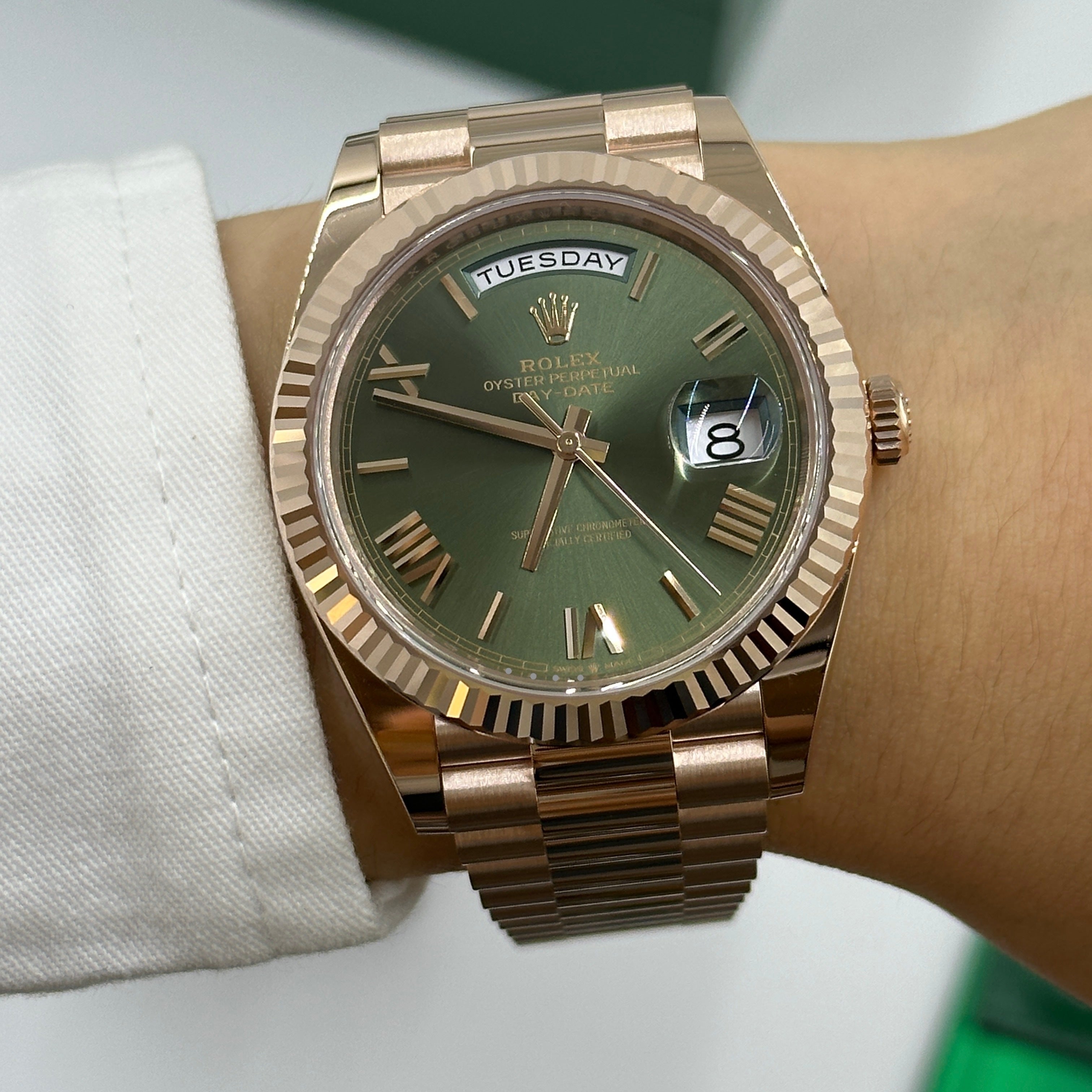 Rolex Day-Date 40 40 mm 228235 Grün Roman 2024