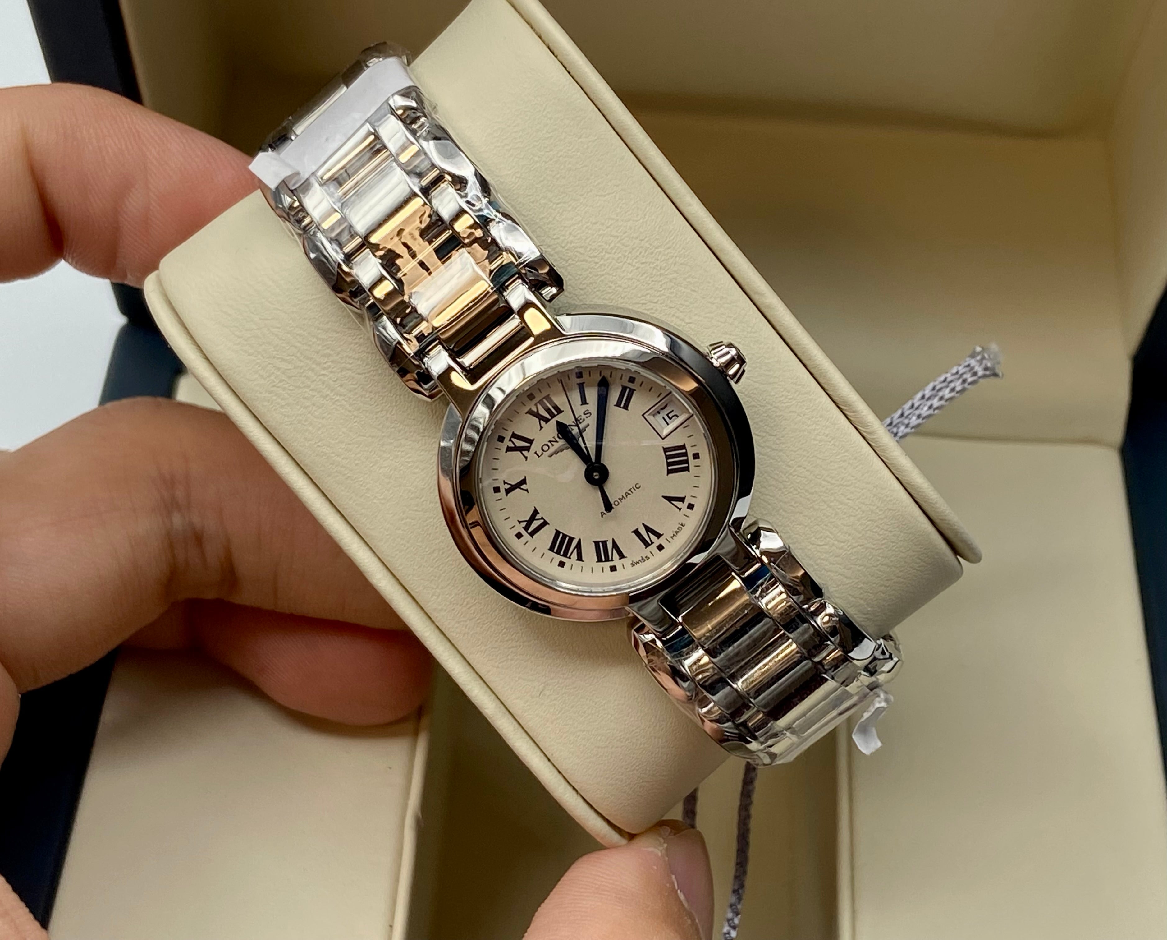 Longines PrimaLuna 26,5 mm L8.111.4.71.6