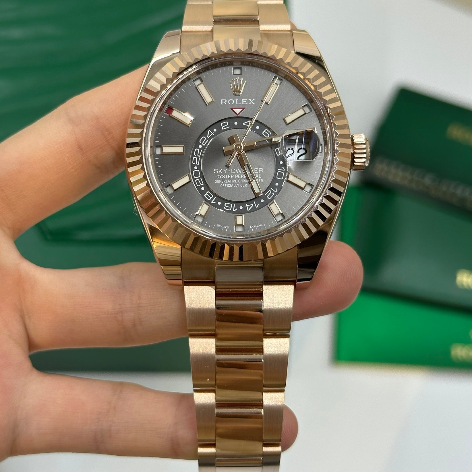 Rolex Sky-Dweller 42 mm 326935 Grau 2022