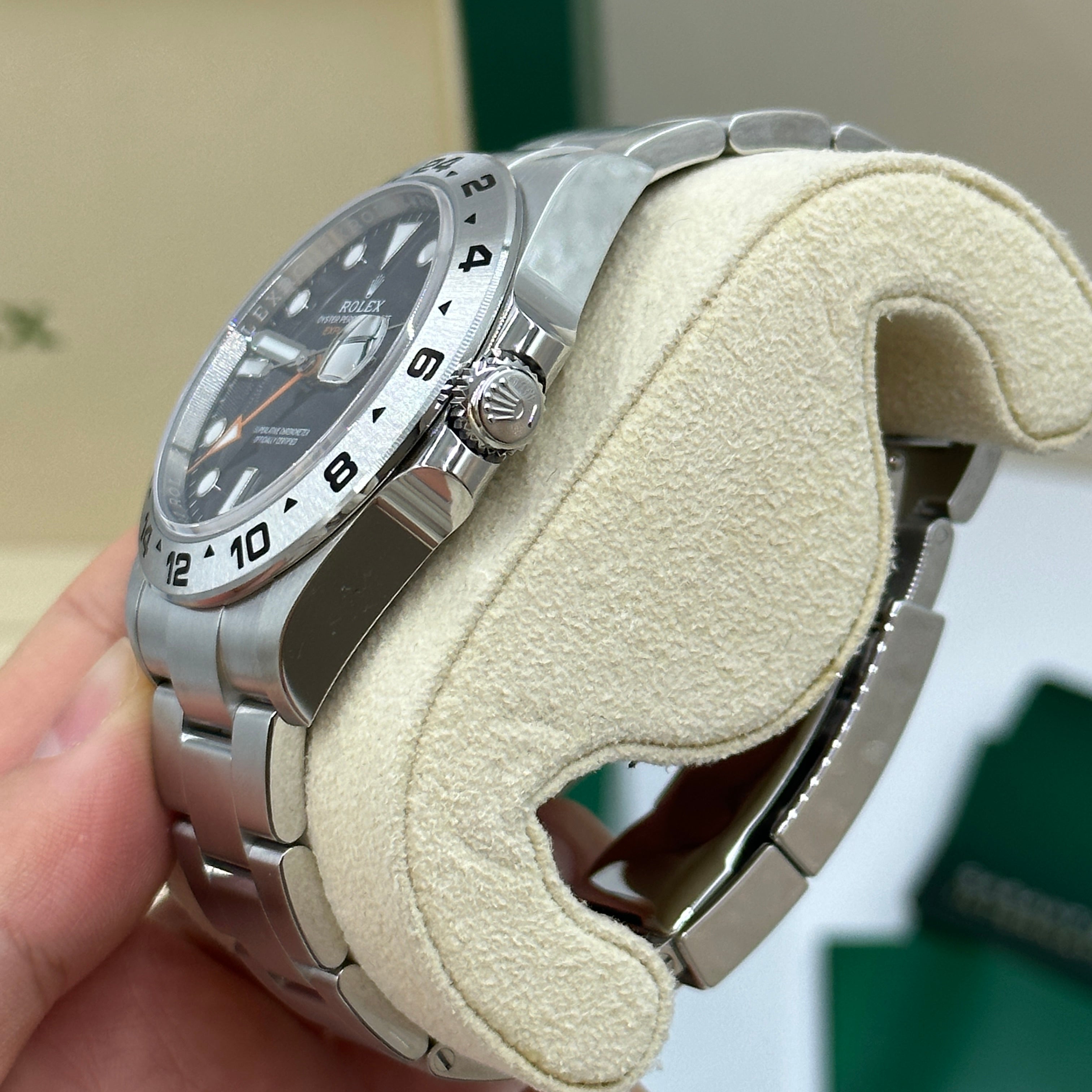 Rolex Explorer II 42 mm 226570 Schwarz 2023