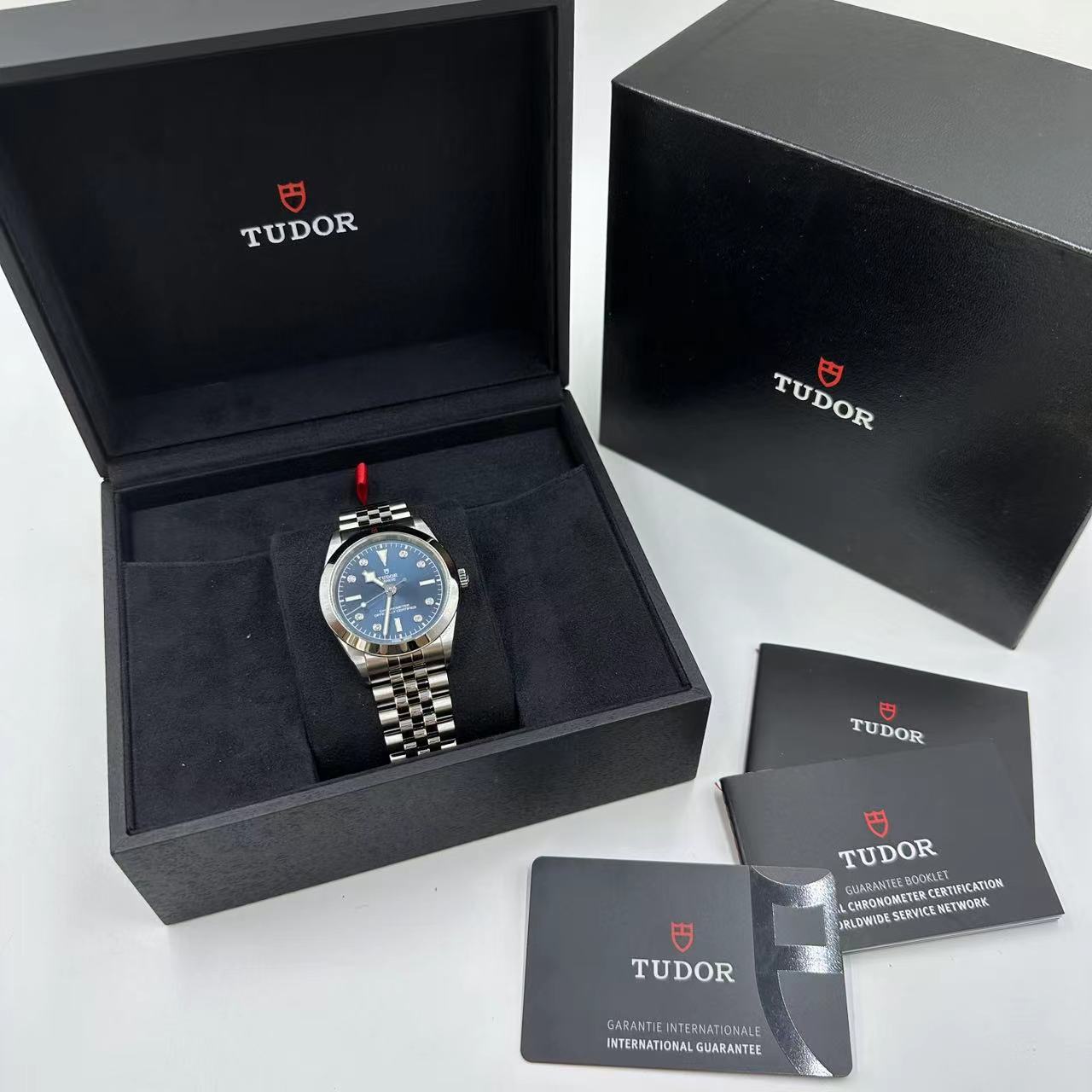 Tudor Black Bay 39 39 mm 79660-0005 Blaue Diamanten 2023