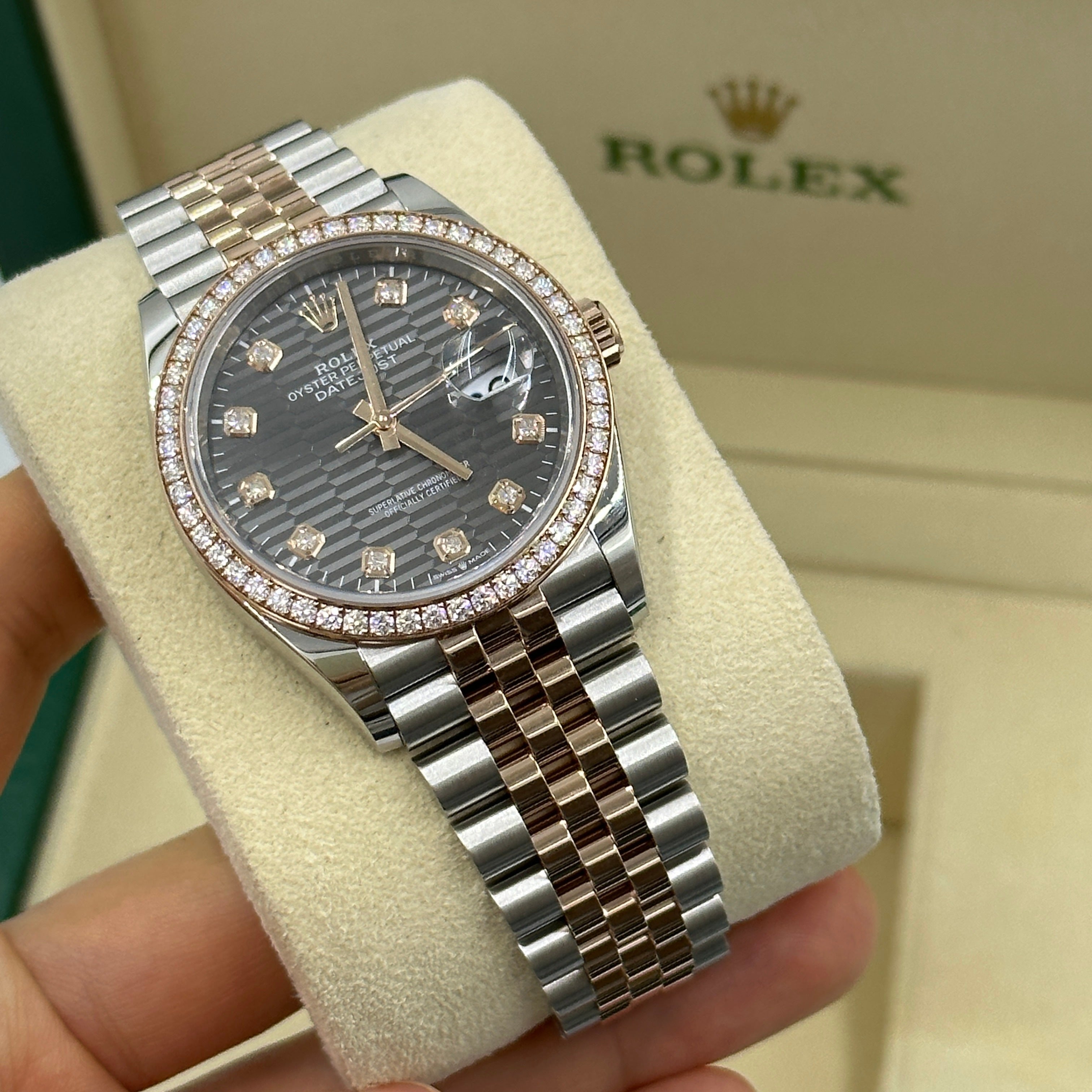 Rolex Datejust 36 126281RBR G Grau geriffelt Jubilee 2024