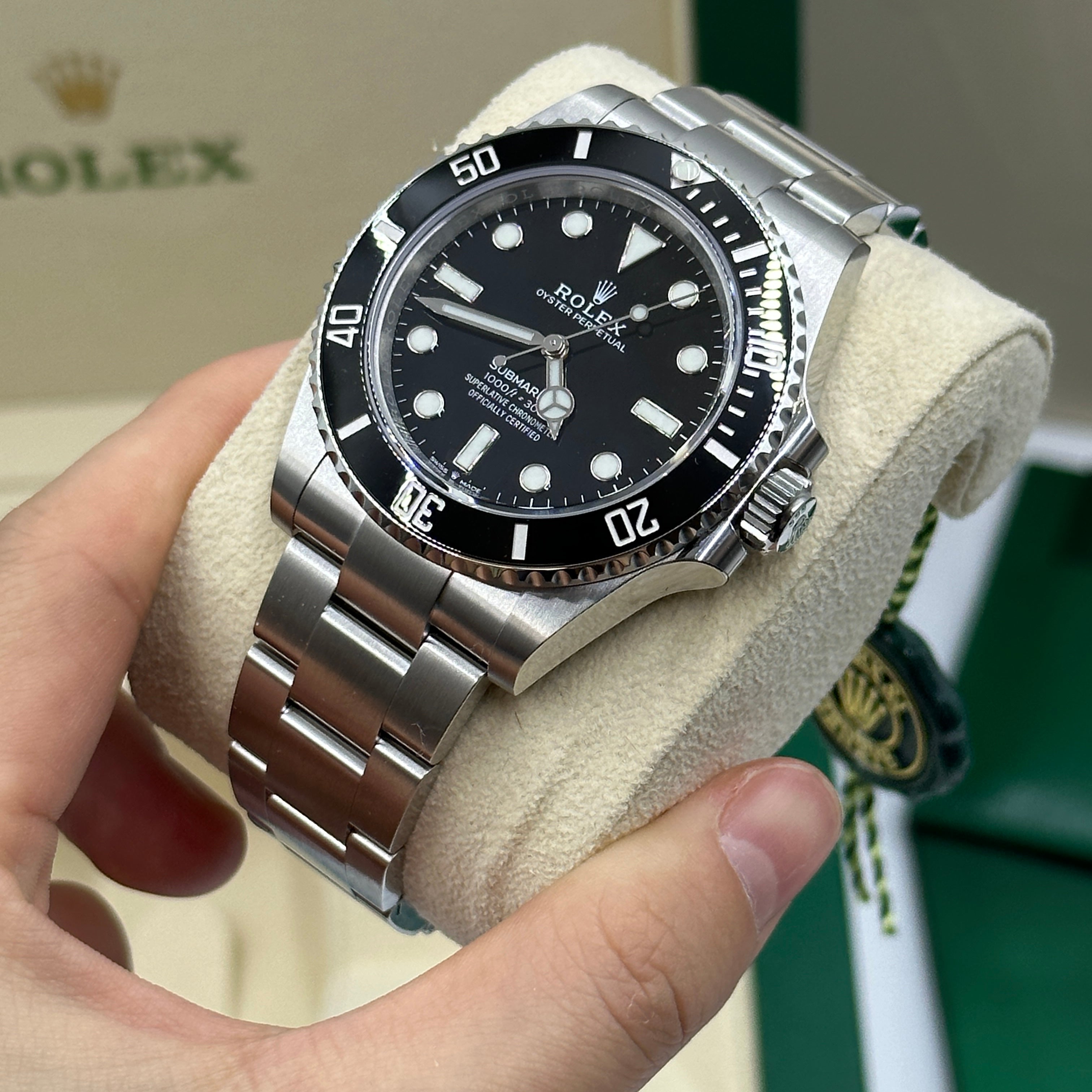 Rolex Submariner 41 mm 124060 2025