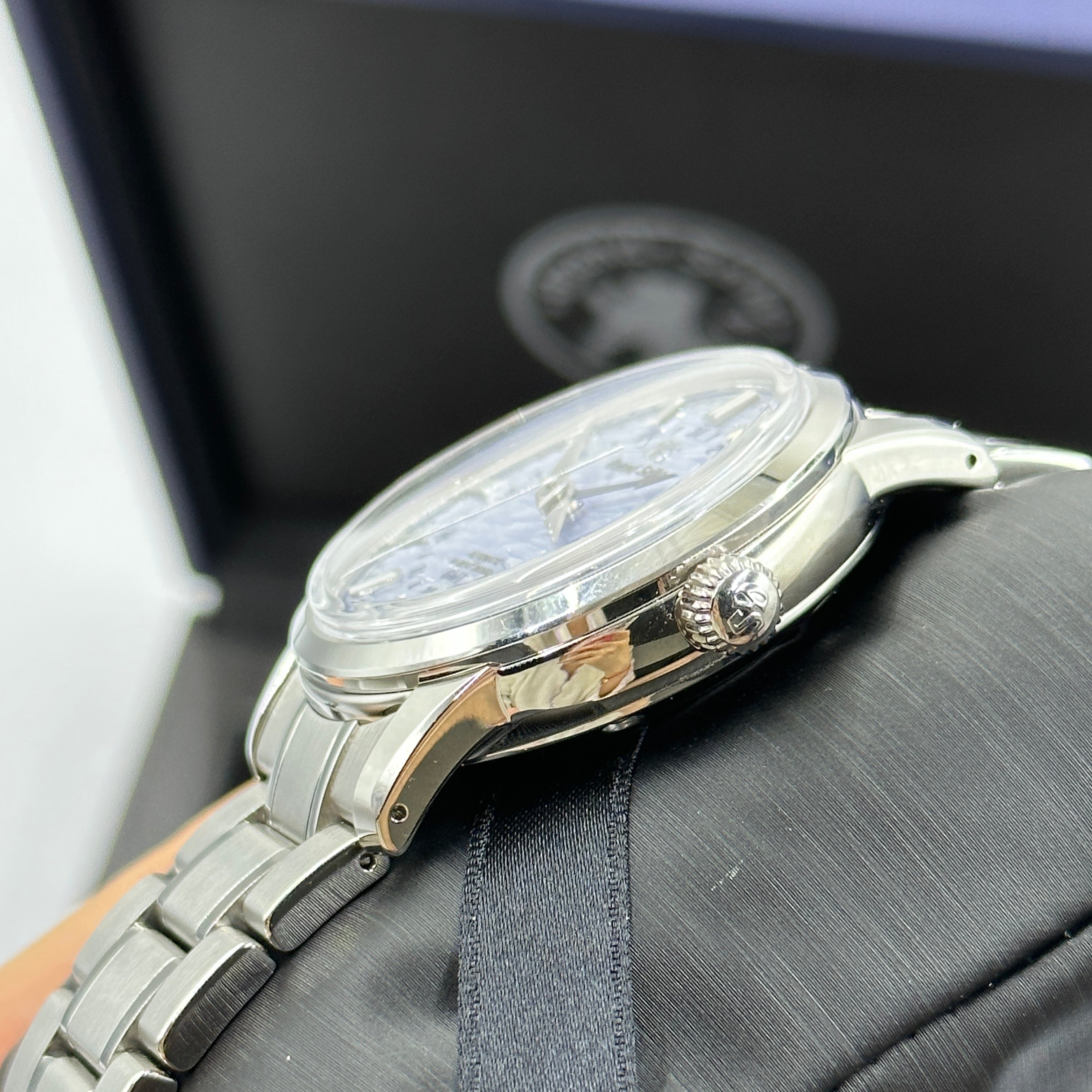 Grand Seiko Elegance 39,5 mm SBGJ249G 2023