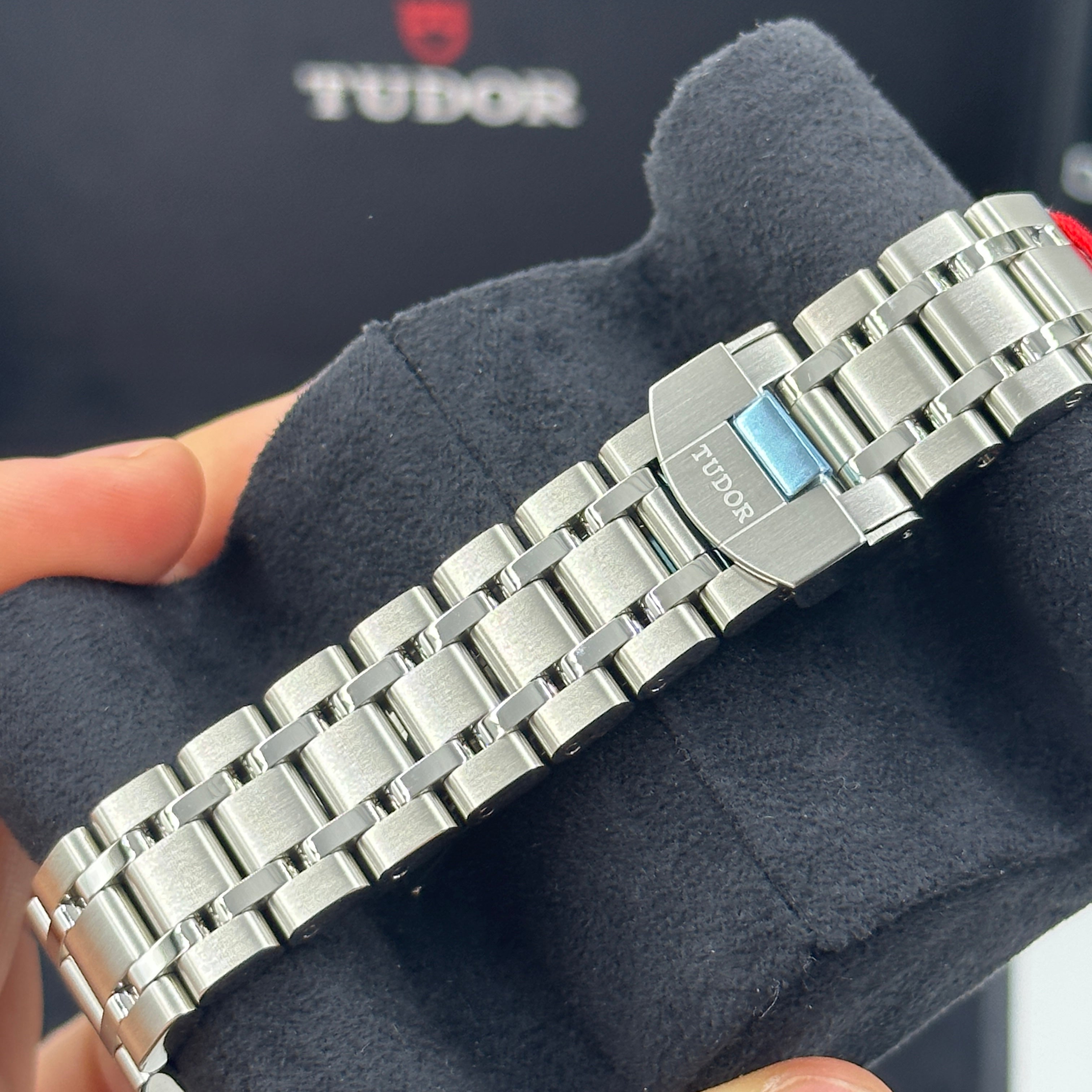 Tudor Tudor Royal 41 mm 28600-0009 Rosa Roman 2025