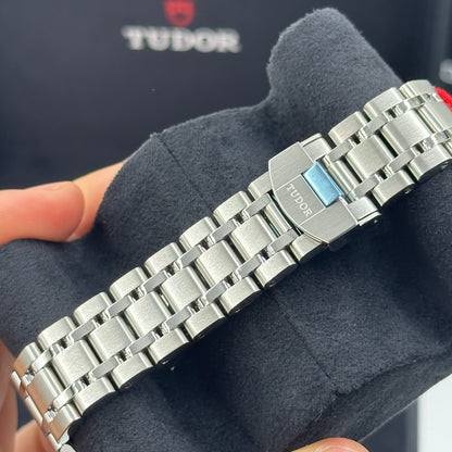 Tudor Tudor Royal 41 mm 28600-0009 Rosa Roman 2025