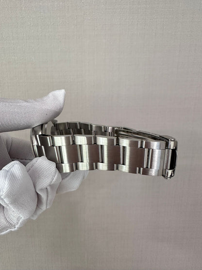 Rolex Explorer 114270 Schwarz