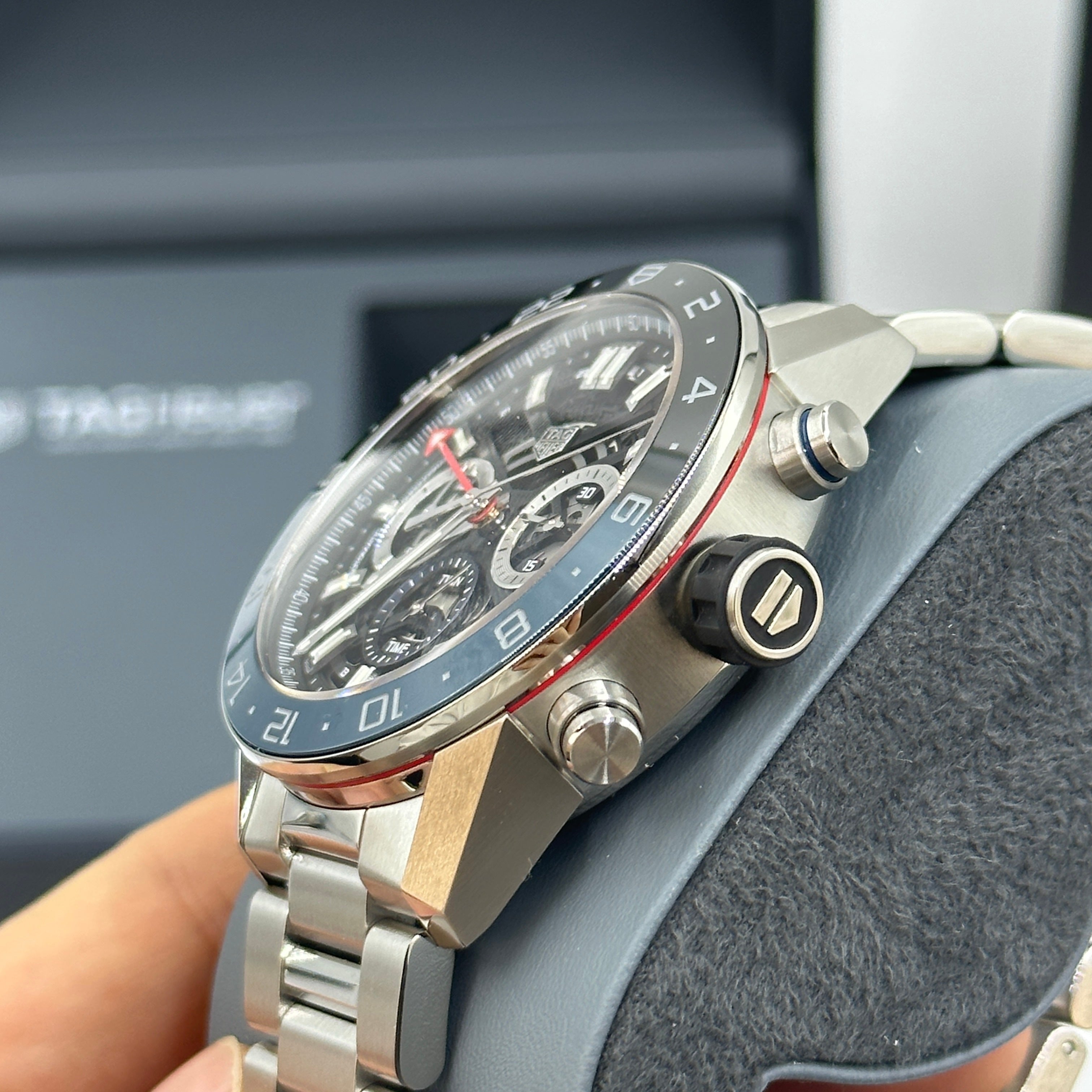 TAG Heuer Carrera Chronograph Twin-Time 45mm CBG2A1Z.BA0658 2024
