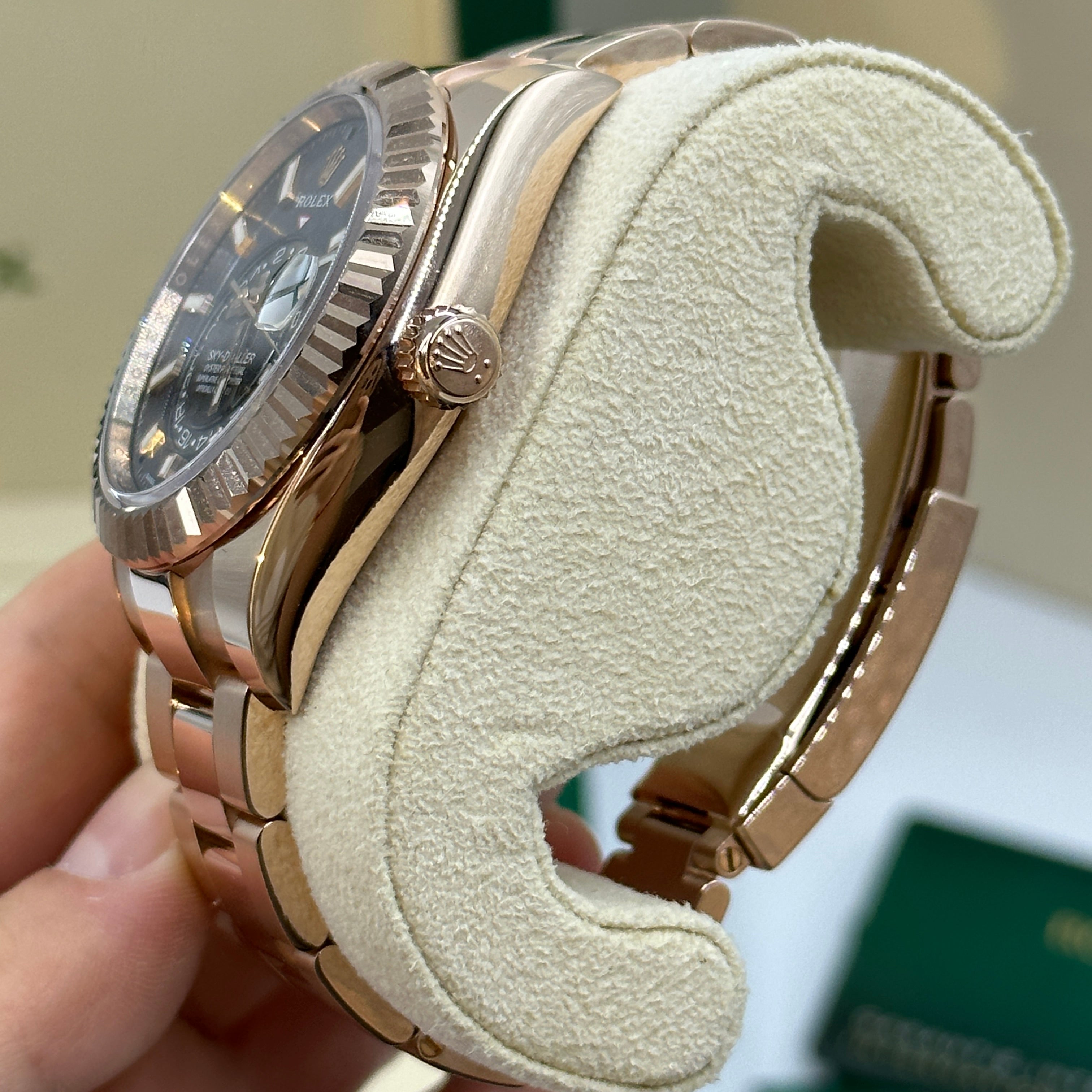 Rolex Sky-Dweller 42 mm 326935 Grau 2022