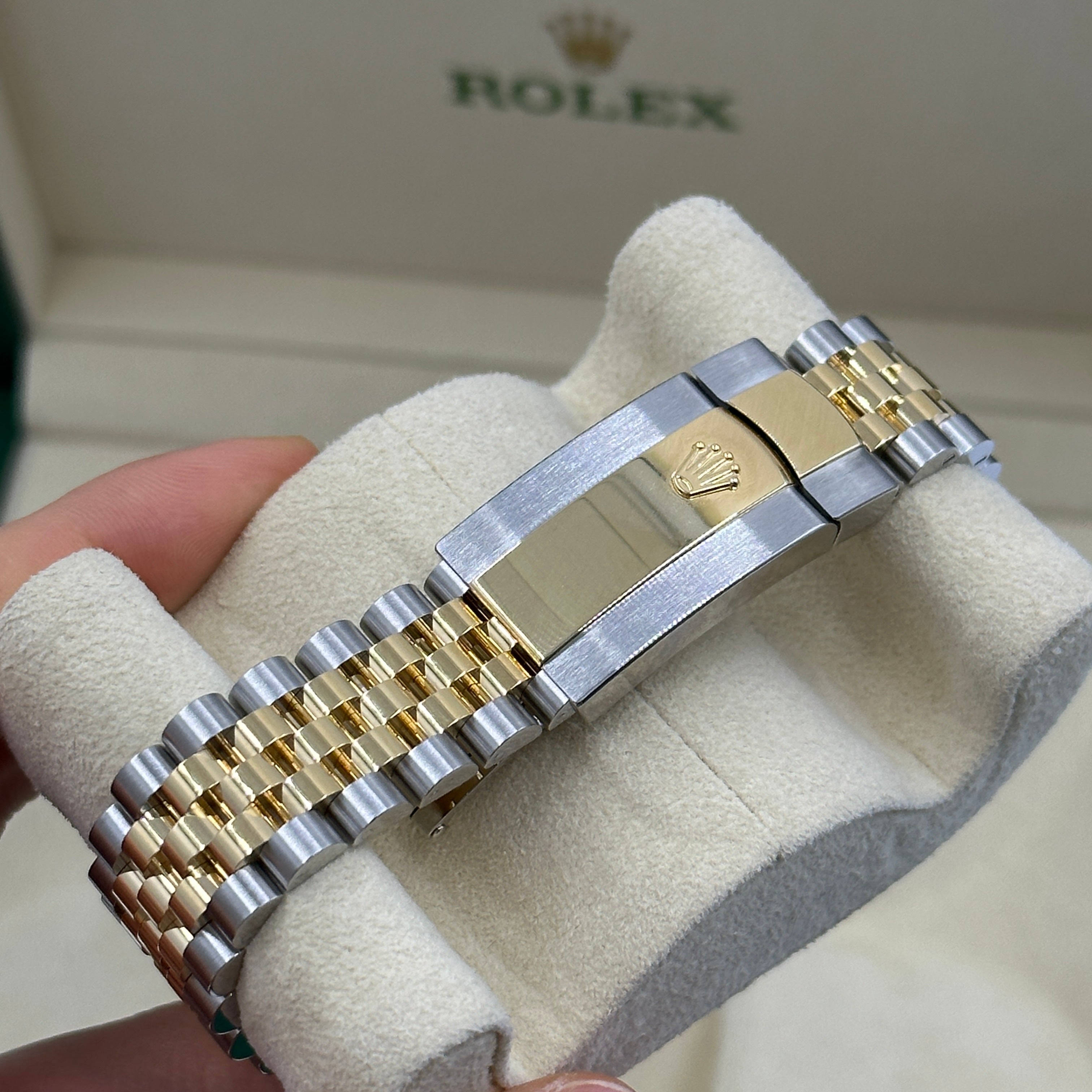 Rolex Datejust 36 126283RBR Champ Fluted Jubilee 2024