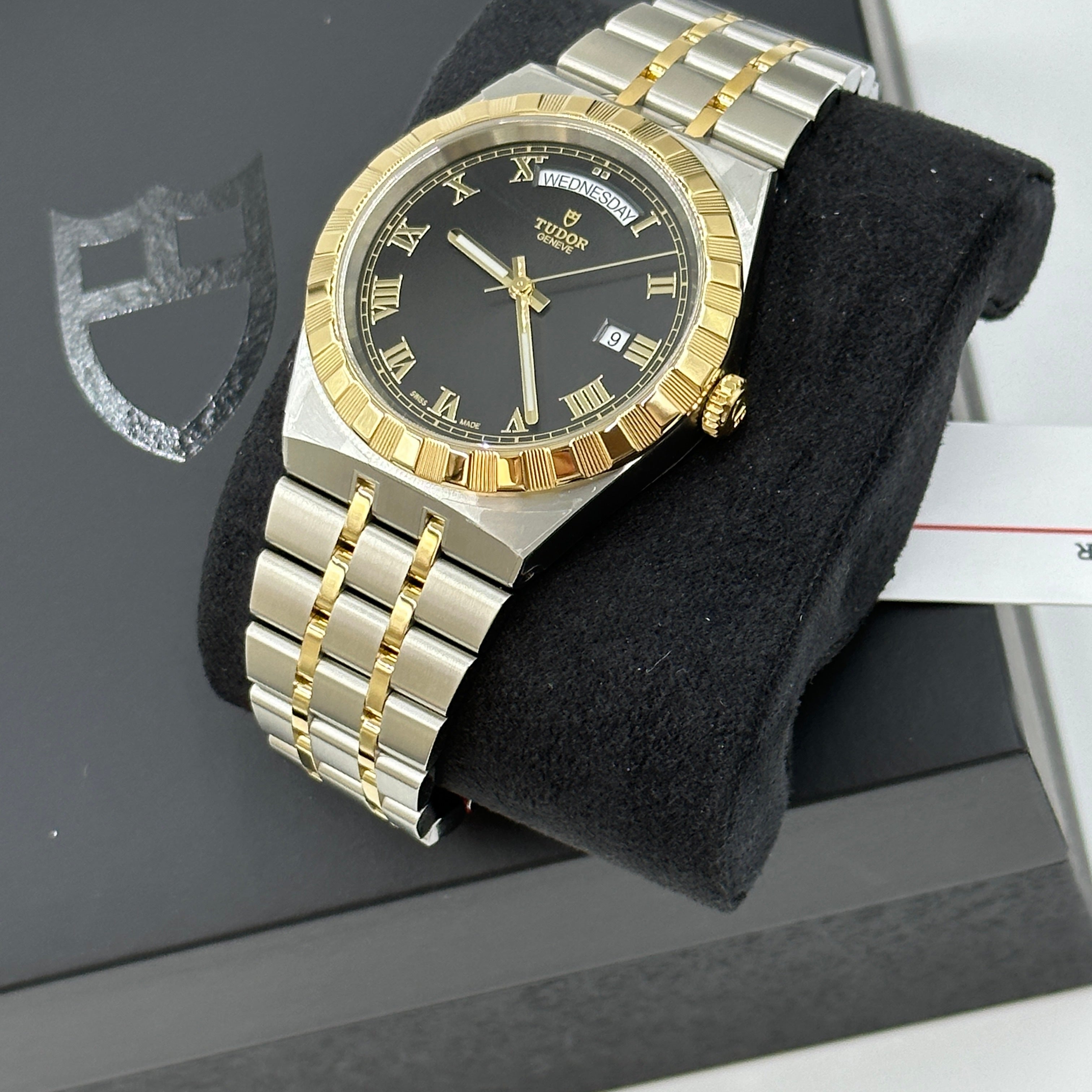 Tudor Tudor Royal 41 mm 28603-0003 Schwarz Roman 2023