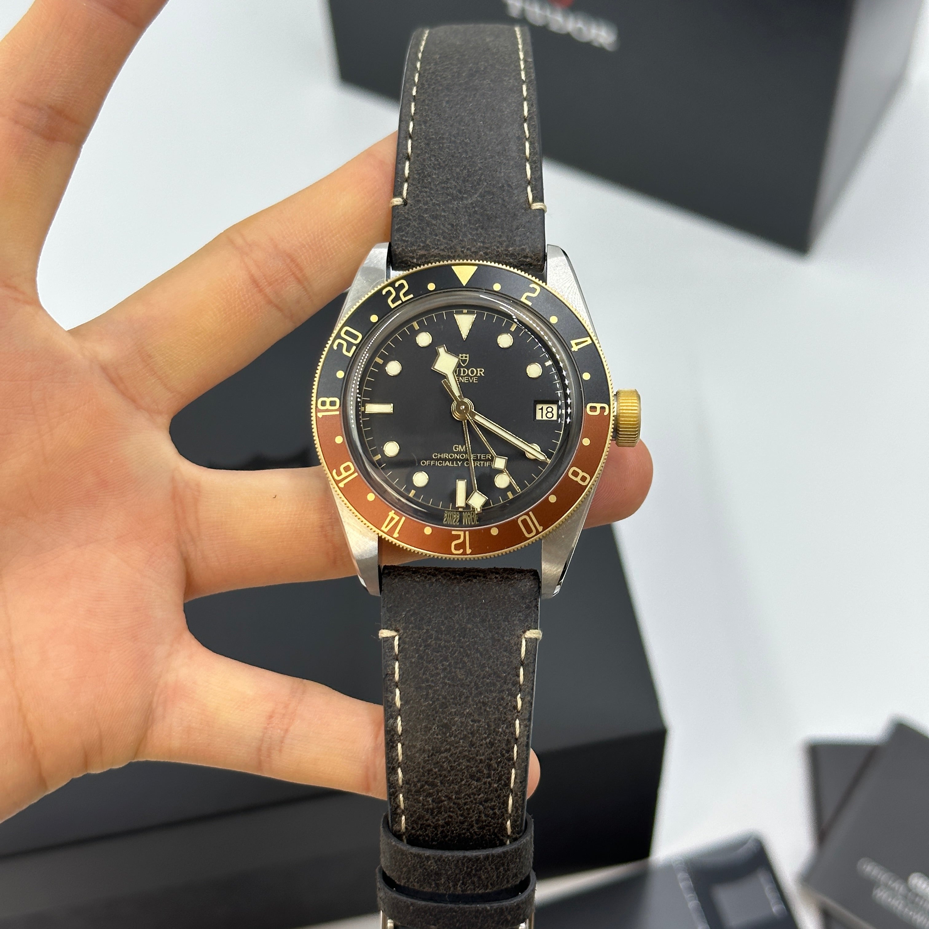 Tudor Black Bay GMT 41mm 79833Mn-0003 Lederarmband 2024