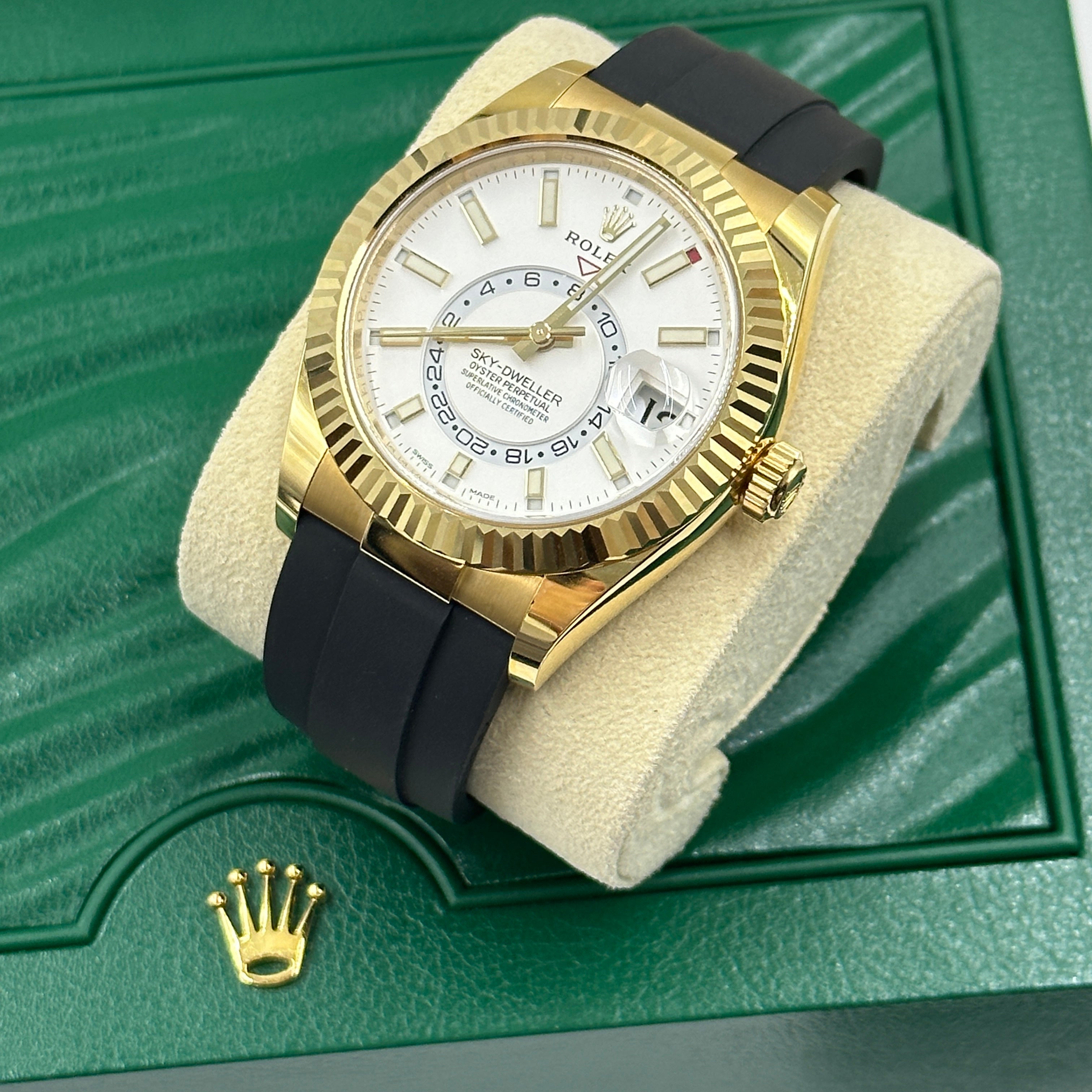 Rolex Sky-Dweller 42 mm 326238 Weiß 2021