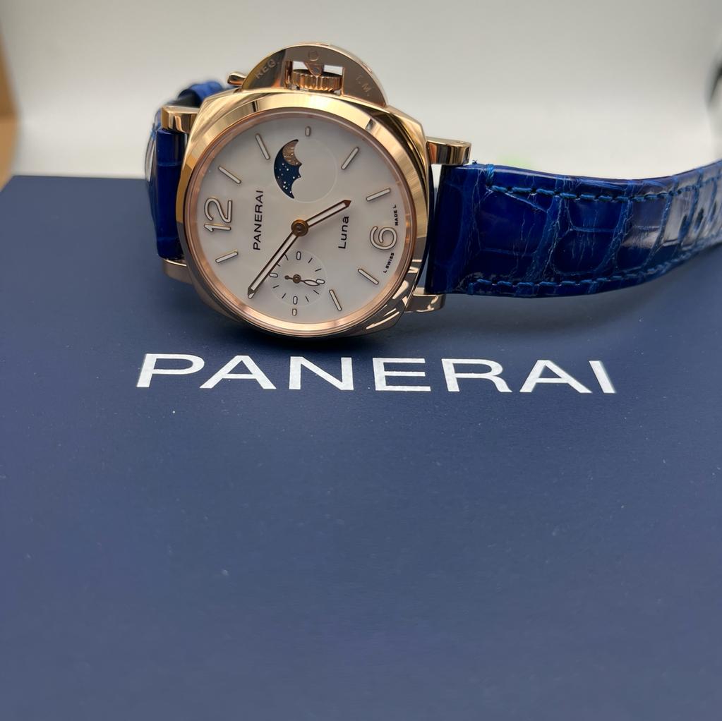 Panerai Luminor Due Luna Goldtech PAM01181