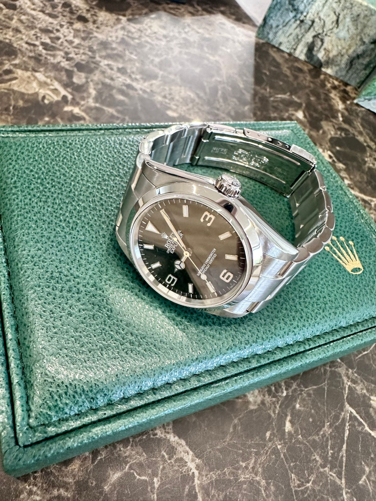 Rolex Explorer 114270 Schwarz