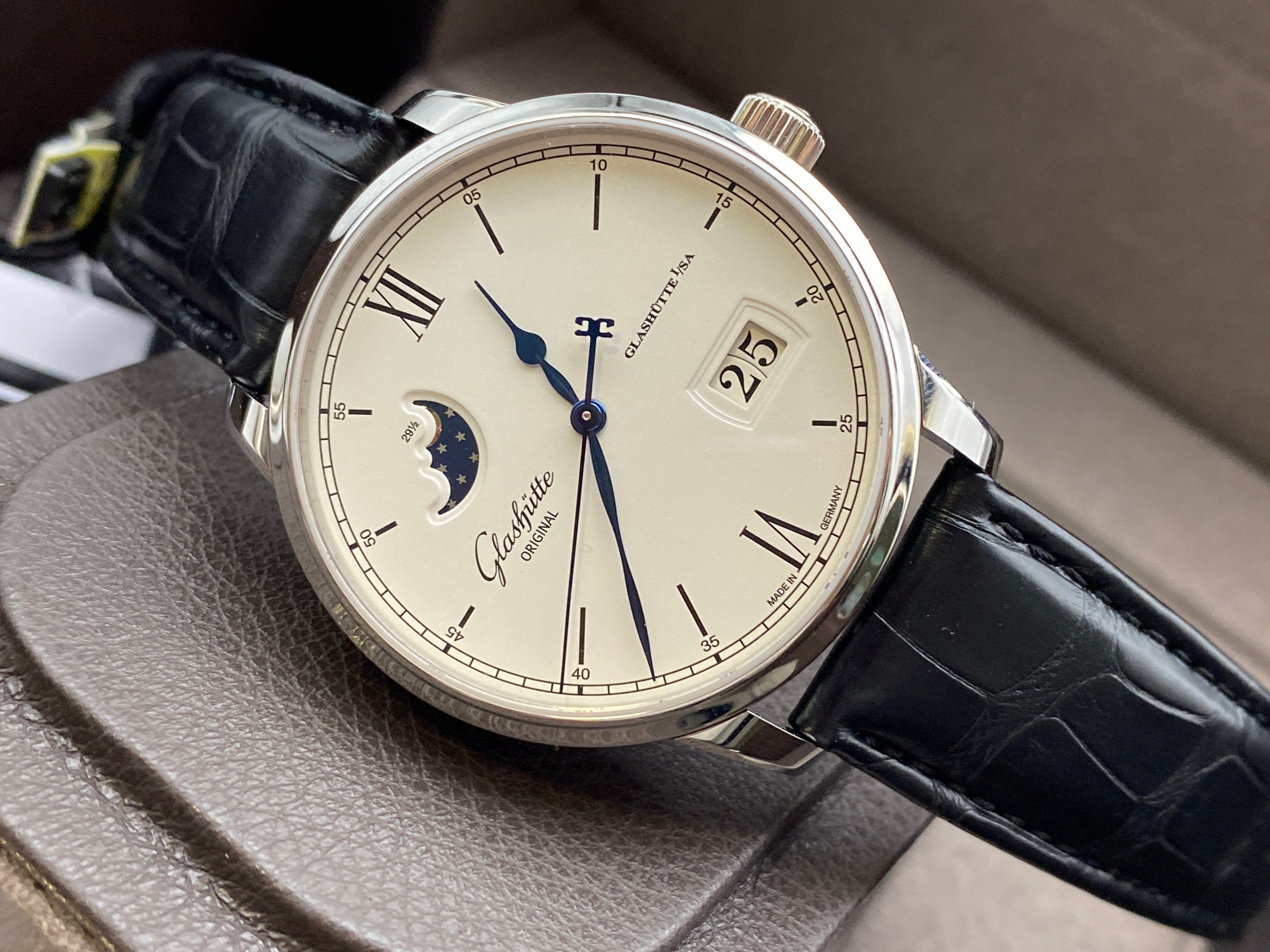 Glashütte Original Senator Excellence 40mm Panoramadatum Mondphase 1-36-04-01-02-61 2022