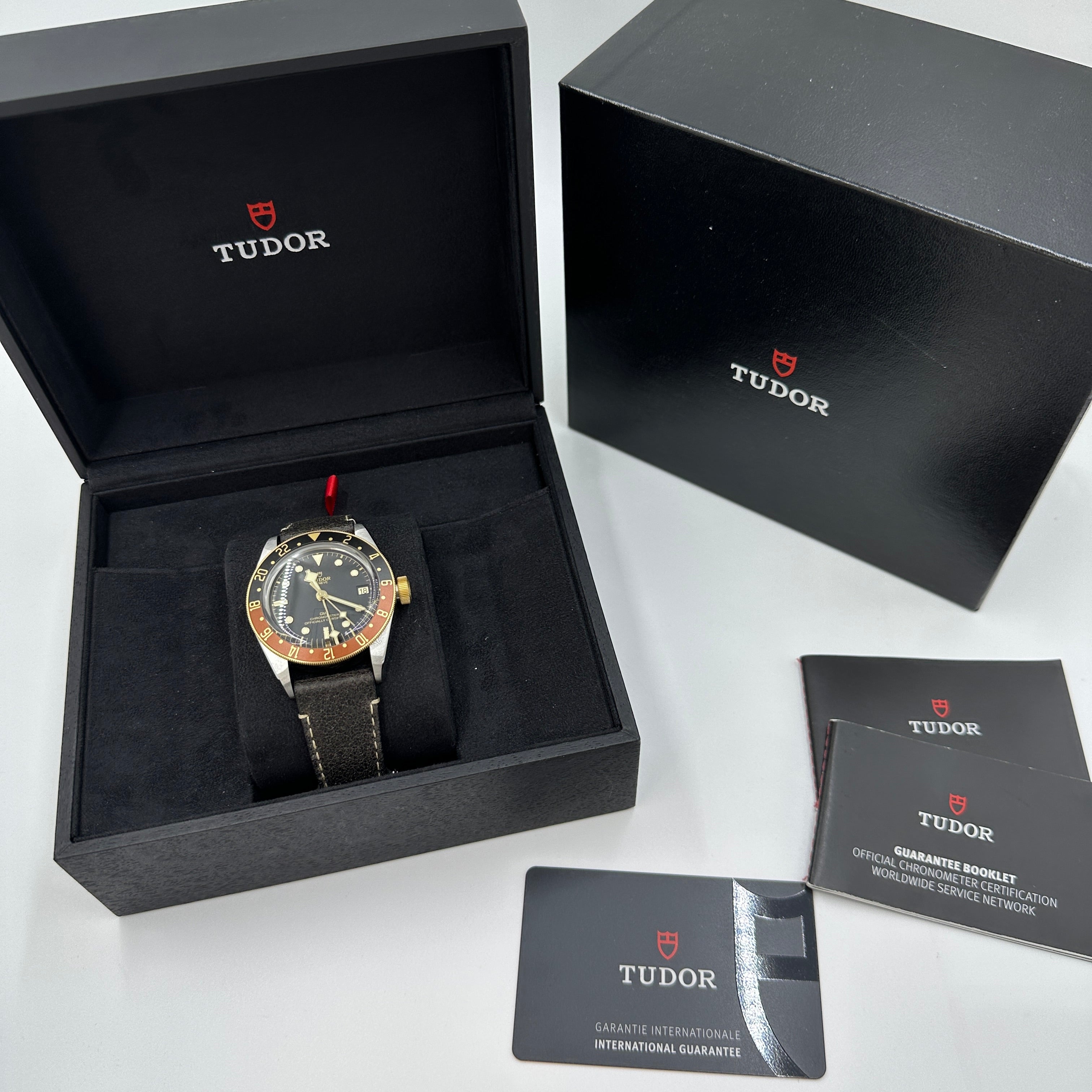 Tudor Black Bay GMT 41mm 79833Mn-0003 Lederarmband 2024