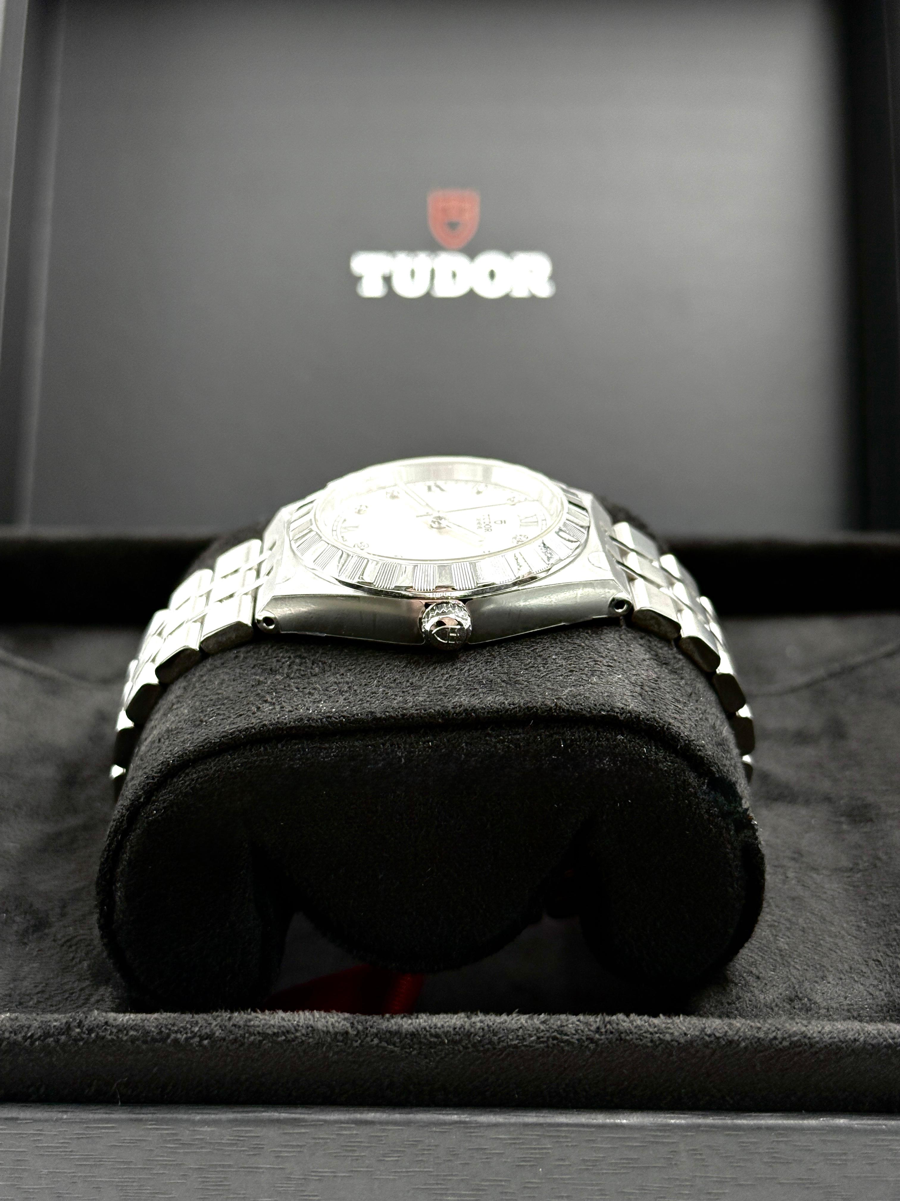 TUDOR Royal  M28400-0002