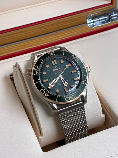 Omega 210.90.42.20.10.001 Seamaster Diver 300m Gold On