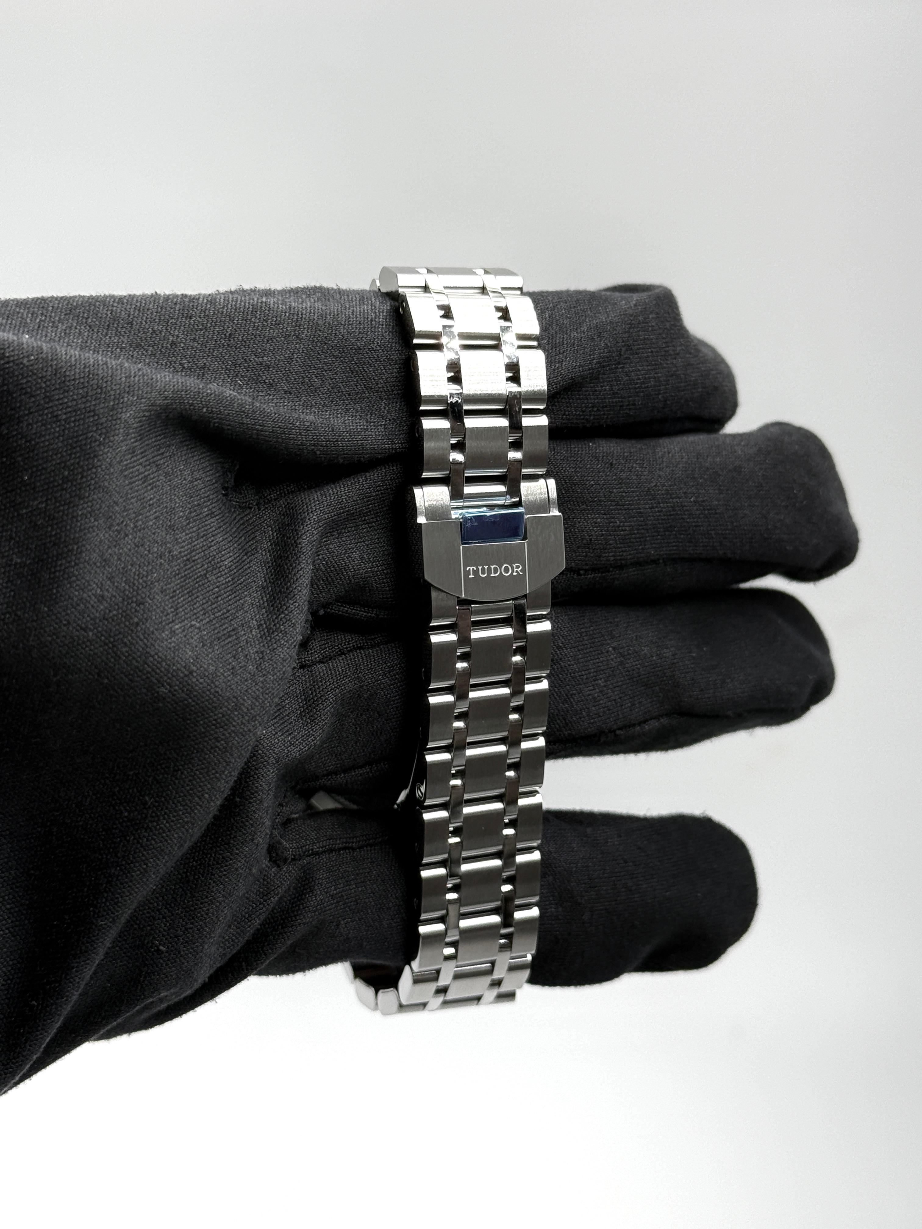 TUDOR Royal  M28400-0002