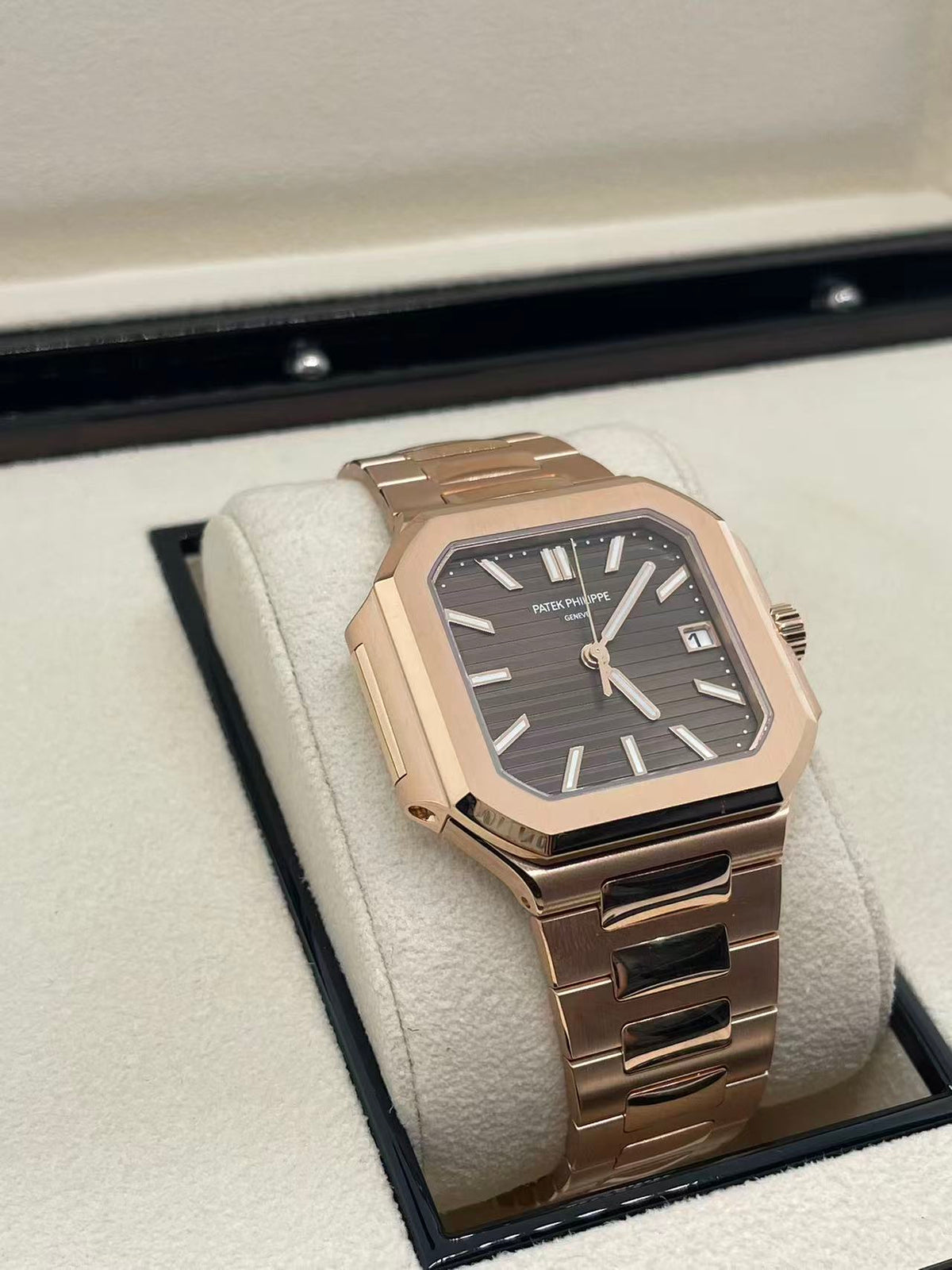 Patek Philippe Cubitus 7128/1R-001  2025