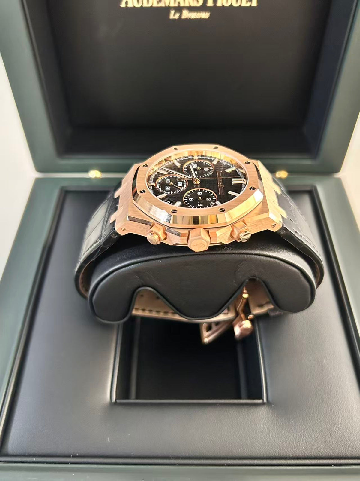 Audemars Piguet Royal Oak Chronograph 26240OR.OO.D002CR.02 2025