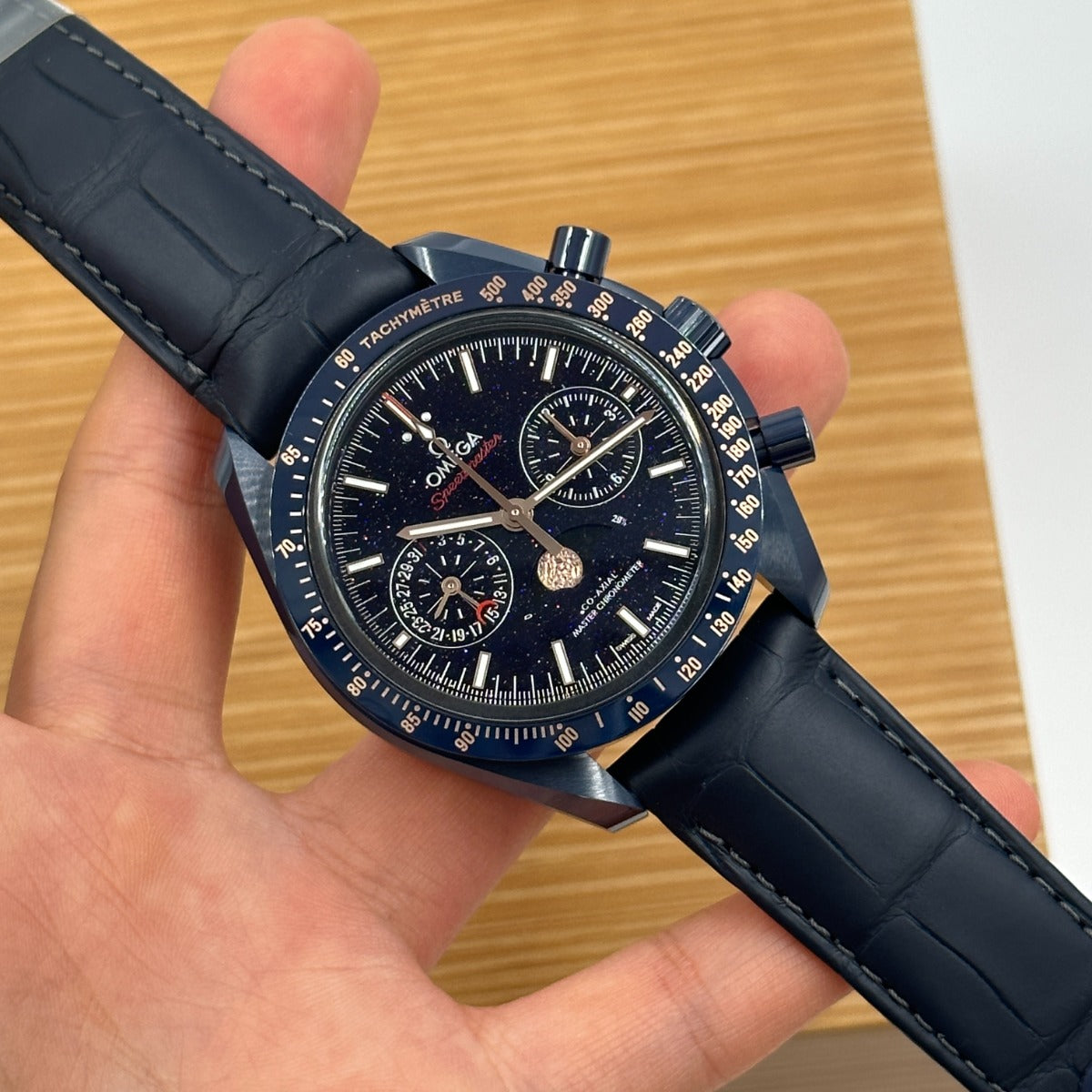 Omega Speedmaster Moonwatch Moonphase 304.93.44.52.03.002 2026