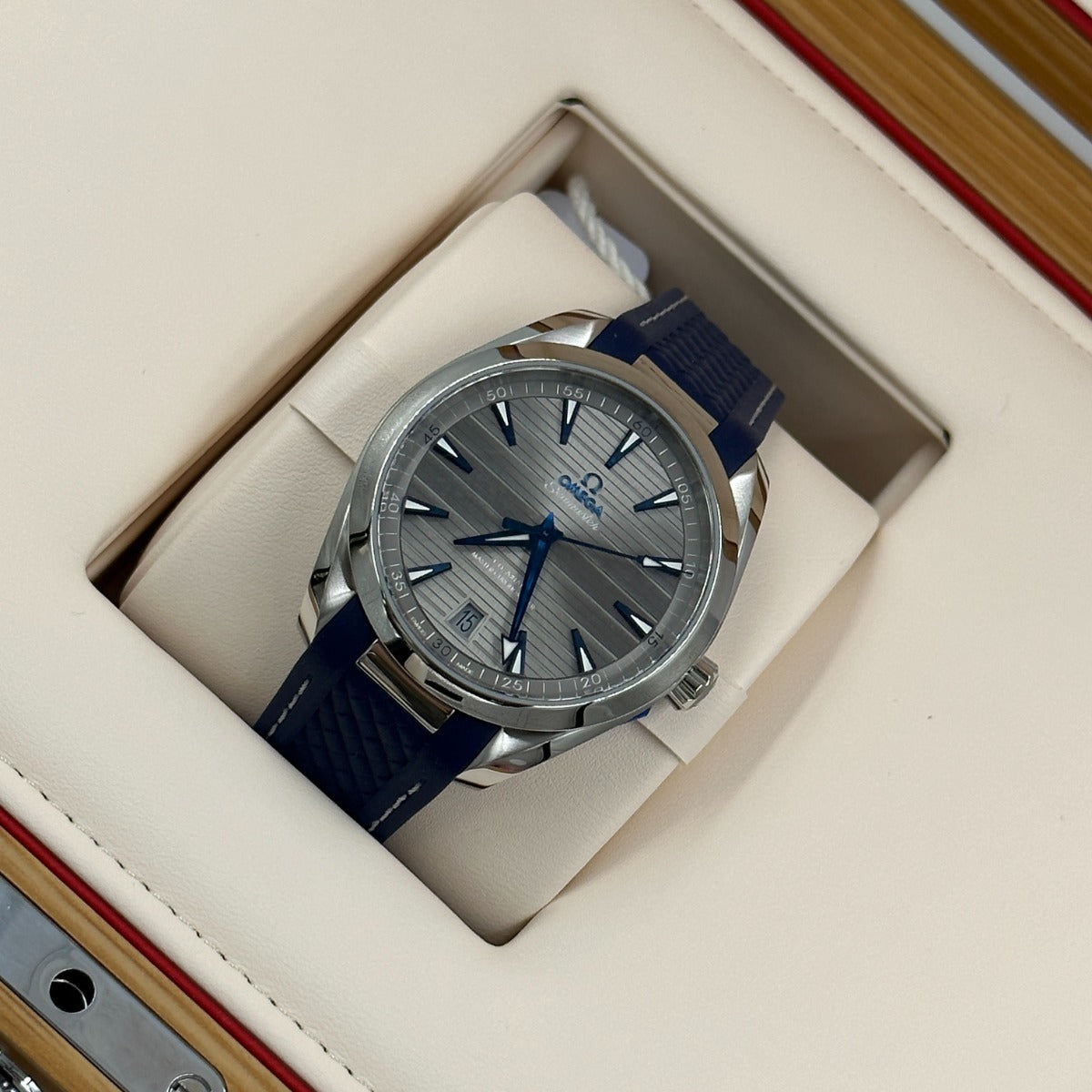 Omega Seamaster Aqua Terra 220.12.41.21.06.001 2026