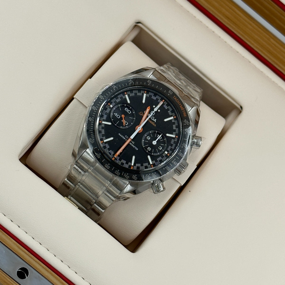 Omega Speedmaster Racing Master 329.30.44.51.01.002