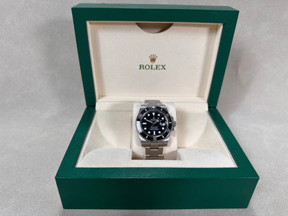 Rolex Submariner Date 116610ln Black
