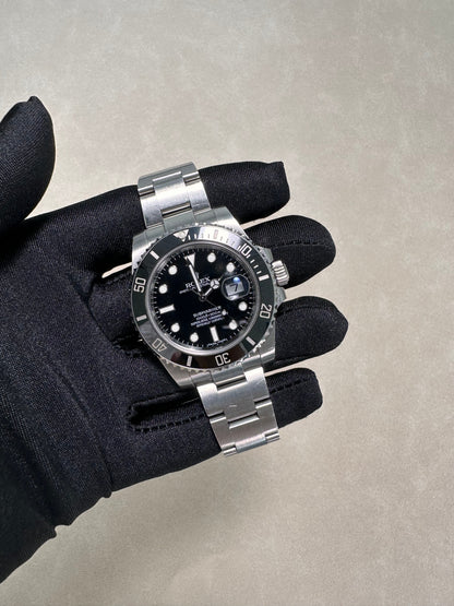 Rolex Submariner Date 116610ln Black