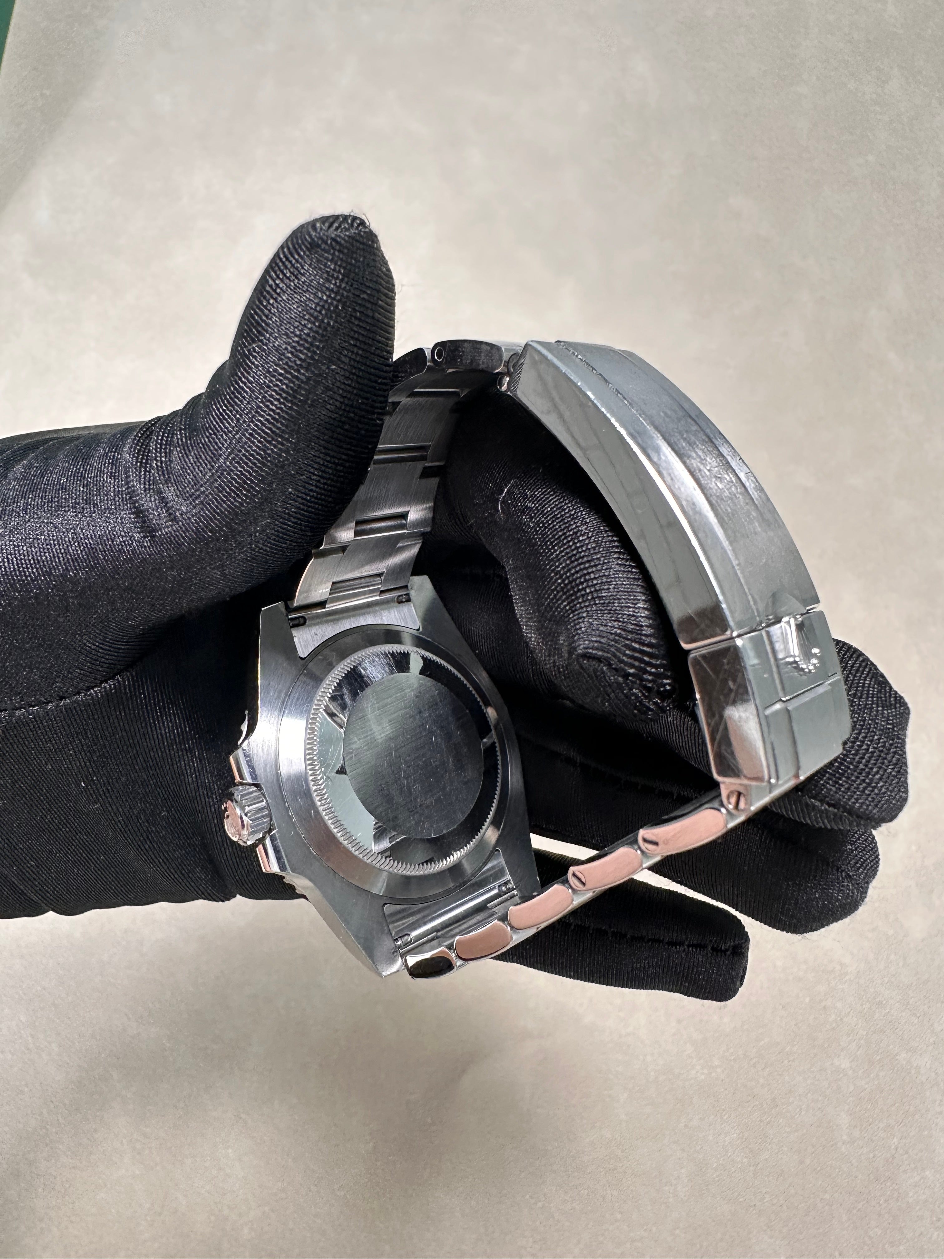 Rolex Submariner Date 116610ln Black