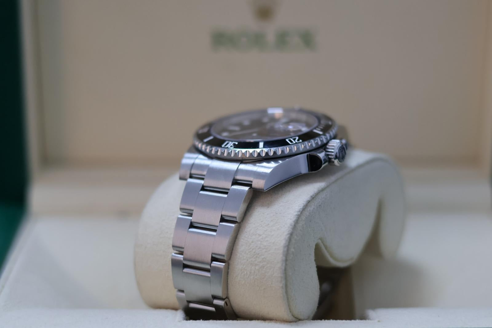 Rolex Submariner Date 116610ln Black