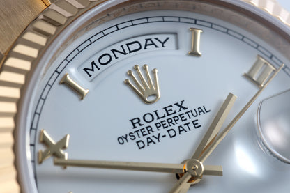 Rolex Day-Date "President" 118238 White 2009 Full Set
