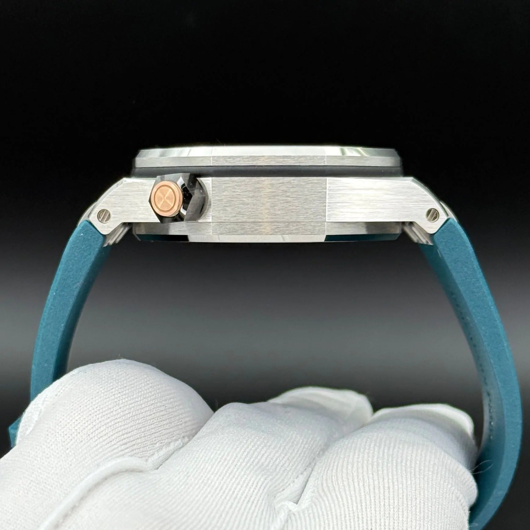 Audemars Piguet Royal Oak Offshore Diver 15720ST.OO.A403CA.01 2025
